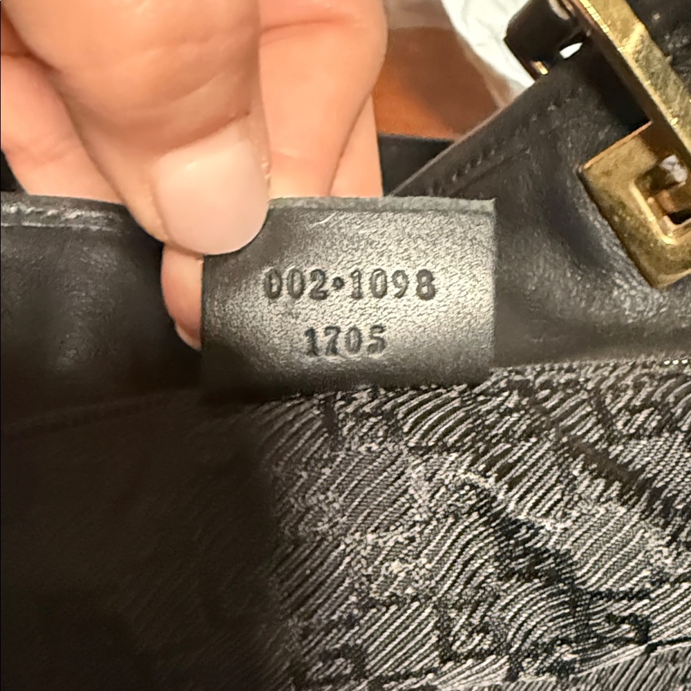 Authentic Black Gucci Quilted Leather Tote with Gold Hardware & GG wallet - Picture 12 of 16